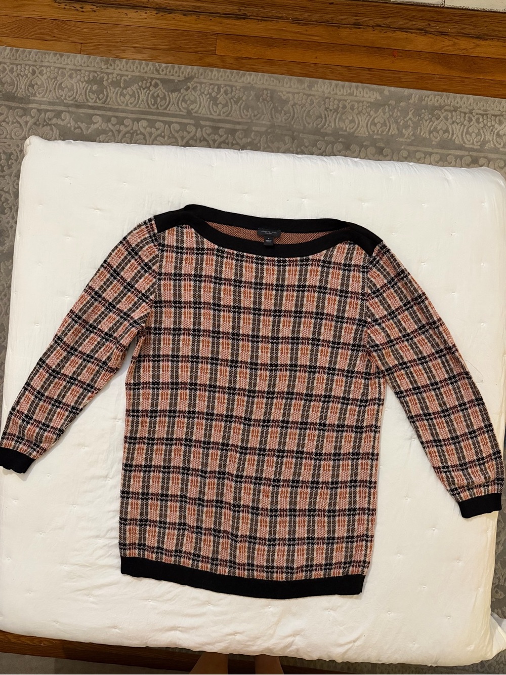 Ann Taylor Fall Pattern Plaid Women's Long Sleeve Sweater